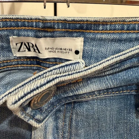 Zara Light Blue Relaxed Jeans - Picture 4 of 7